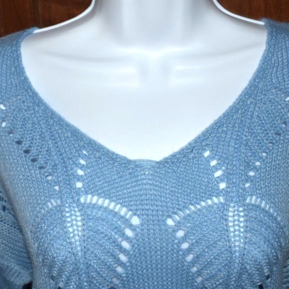 Women’s Light Blue Open Knit Sweater Size Small V Neck Lightweight Sheer - Picture 8 of 12